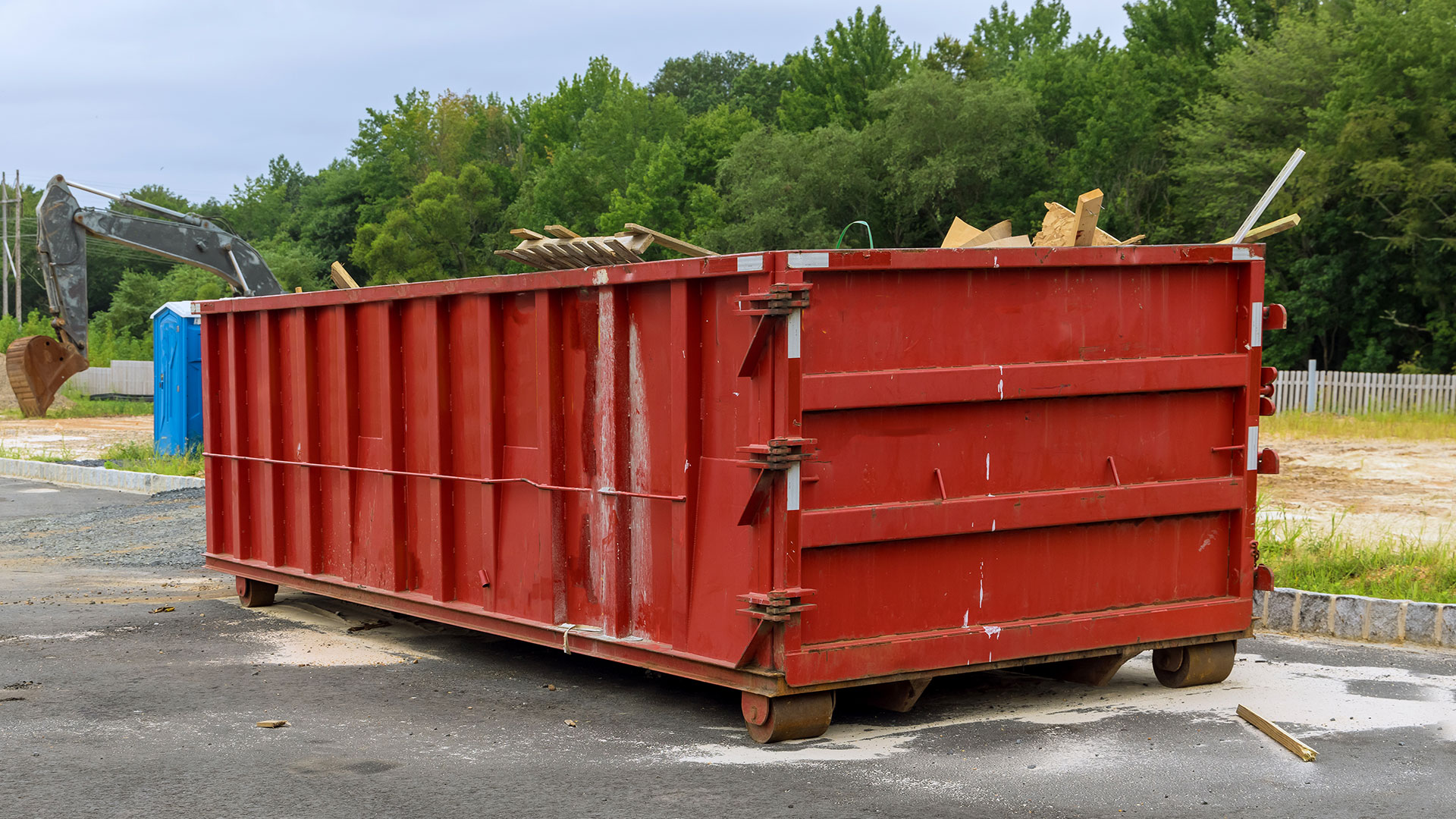 Skip bin hire Geelong — GM Skip Bins delivery